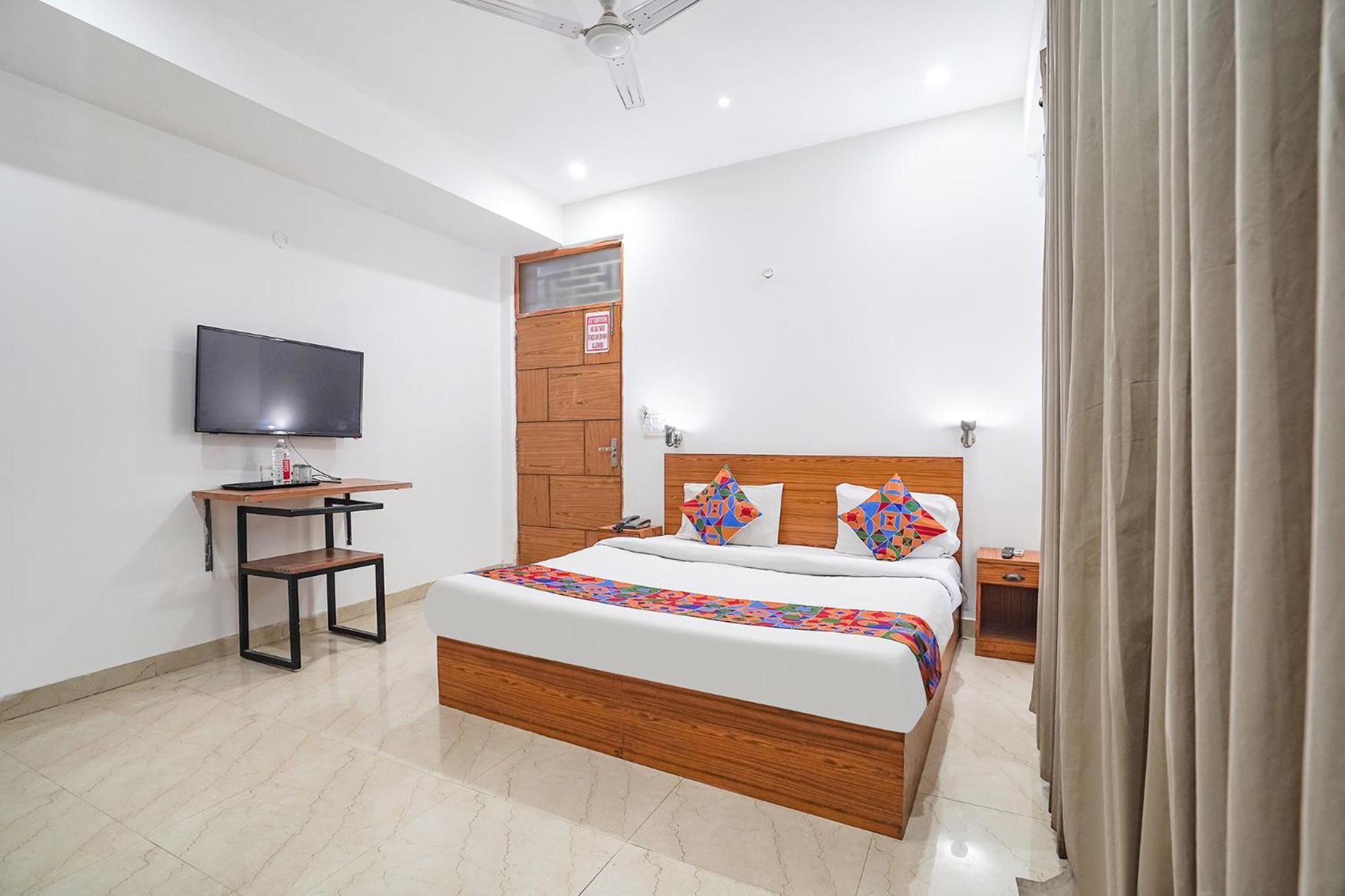 Fabhotel Prime Residency Hotel New Delhi